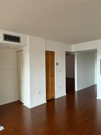 10253 NW 9th Street Circle Miami FL 33172