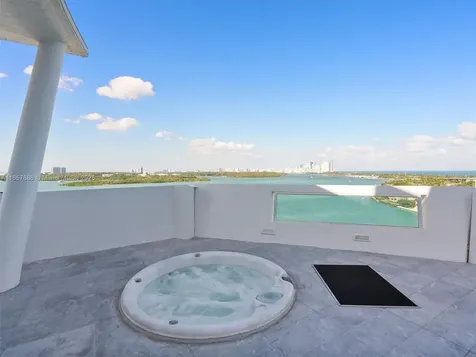 10261 E Bay Harbor Drive Bay Harbor Islands FL 33154