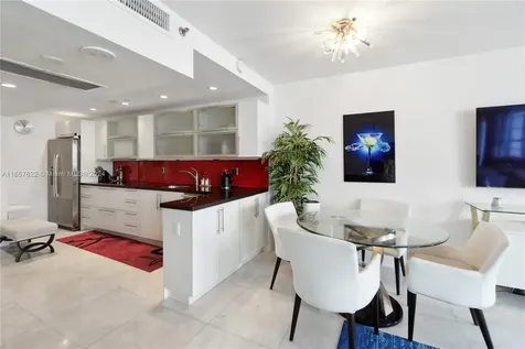 100 Lincoln Road Miami Beach FL 33139