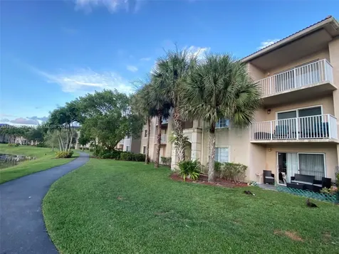 5011 Wiles Road Coconut Creek FL 33073