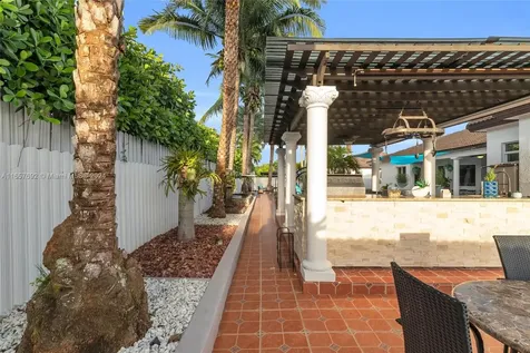 13137 SW 190th Street Miami FL 33177