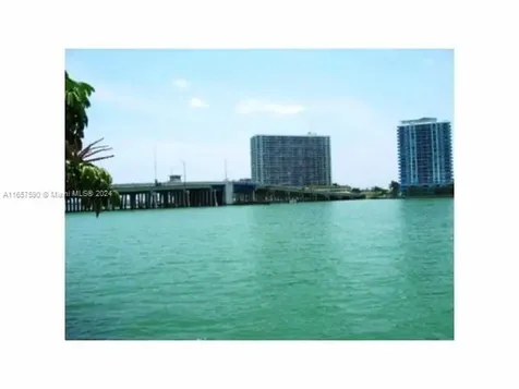 2130 Bay Drive Miami Beach FL 33141