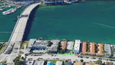 2130 Bay Drive Miami Beach FL 33141