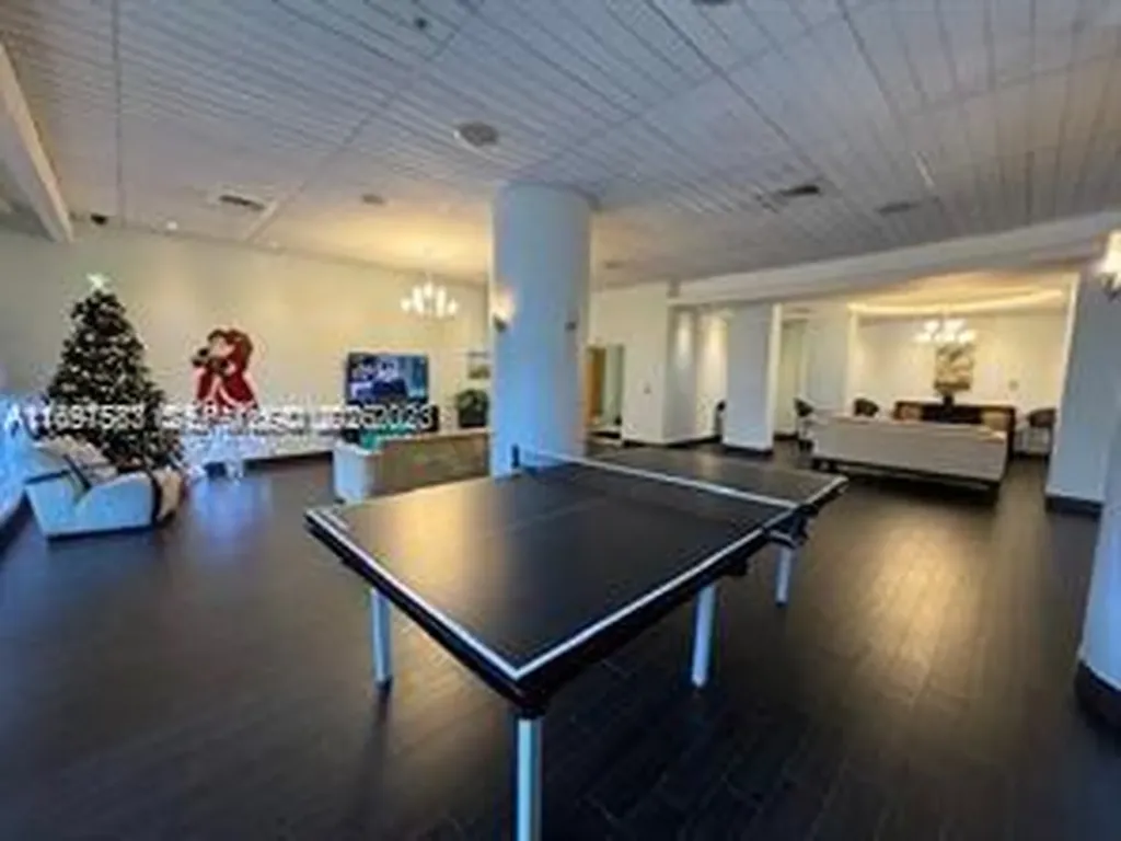 3801 S Ocean Drive Hollywood FL 33019