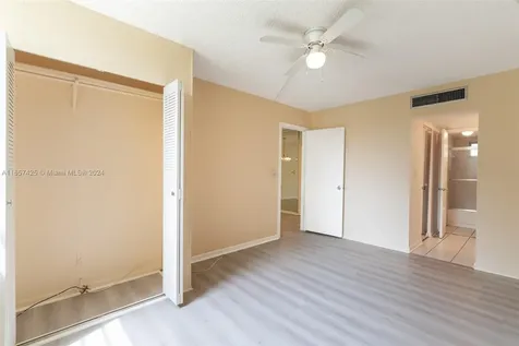 5830 NW 64th Avenue Tamarac FL 33319