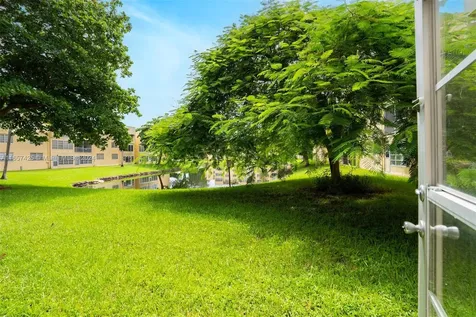 5830 NW 64th Avenue Tamarac FL 33319