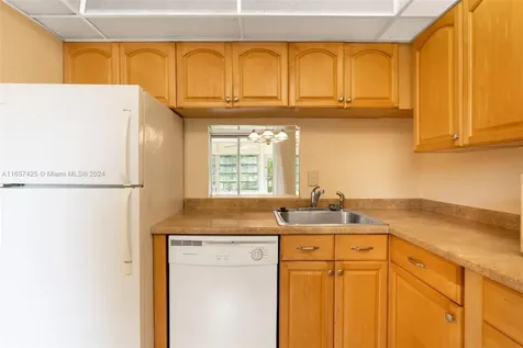 5830 NW 64th Avenue Tamarac FL 33319