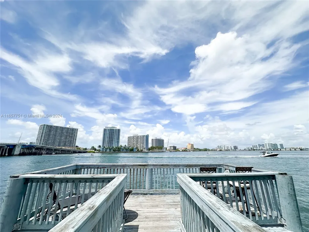 2130 Bay Drive Miami Beach FL 33141