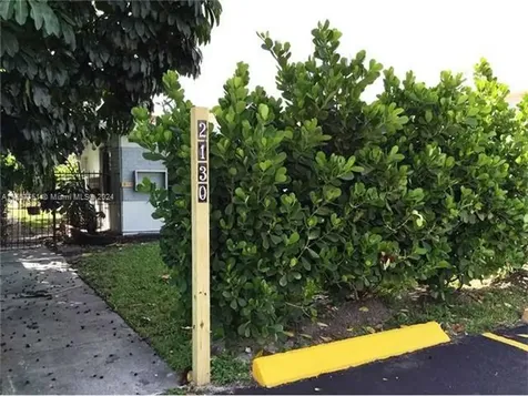 2130 Bay Drive Miami Beach FL 33141