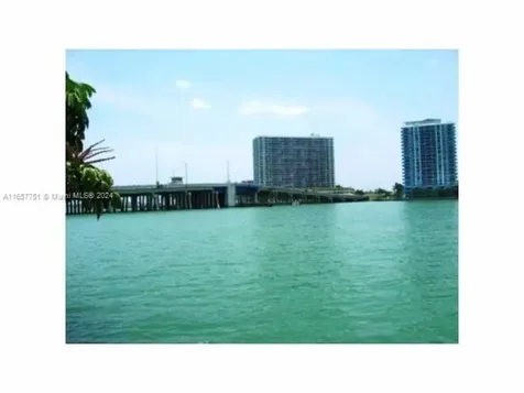2130 Bay Drive Miami Beach FL 33141