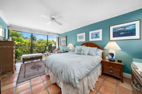 205 E Enid Drive Key Biscayne FL 33149
