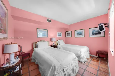 205 E Enid Drive Key Biscayne FL 33149