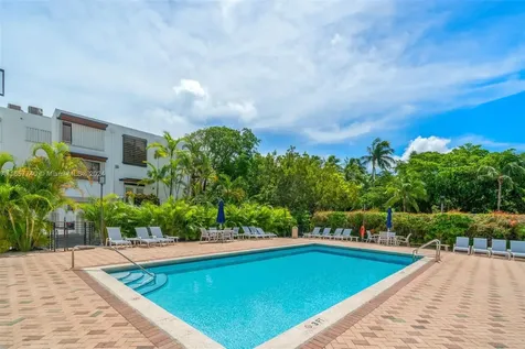205 E Enid Drive Key Biscayne FL 33149