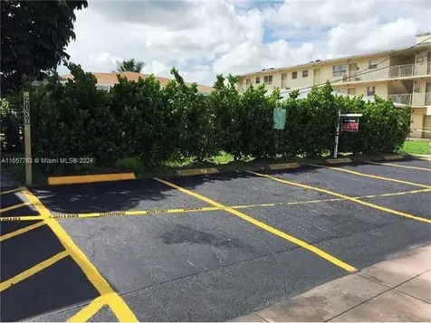 2140 Bay Drive Miami Beach FL 33141