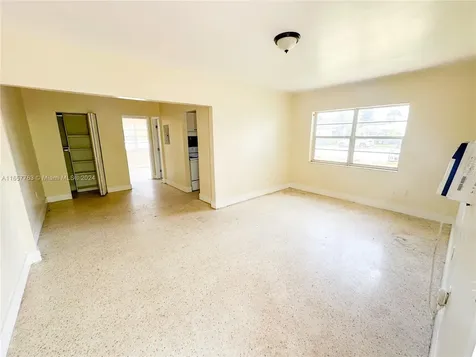2140 Bay Drive Miami Beach FL 33141