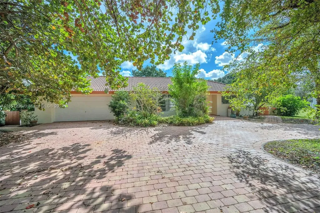 600 Camellia Court Plantation FL 33317