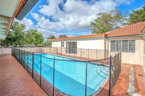 600 Camellia Court Plantation FL 33317