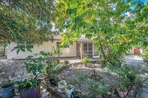 600 Camellia Court Plantation FL 33317
