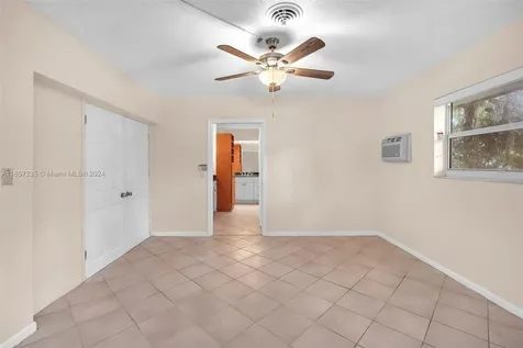 600 Camellia Court Plantation FL 33317