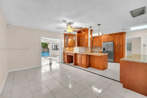 600 Camellia Court Plantation FL 33317