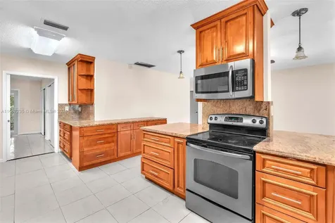 600 Camellia Court Plantation FL 33317