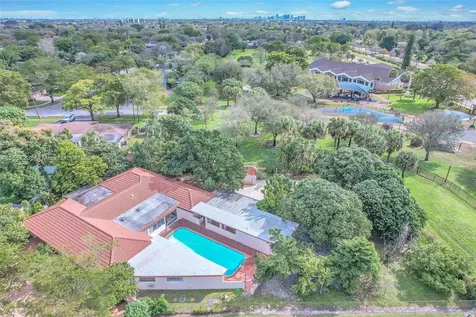 600 Camellia Court Plantation FL 33317