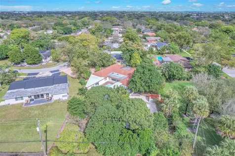 600 Camellia Court Plantation FL 33317