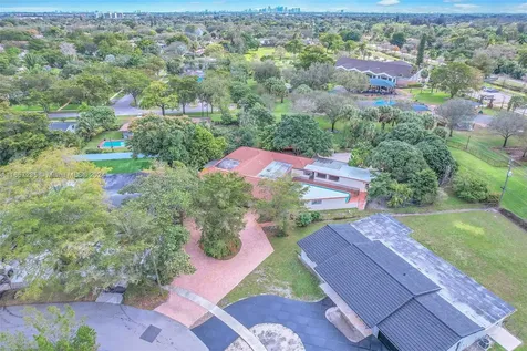 600 Camellia Court Plantation FL 33317