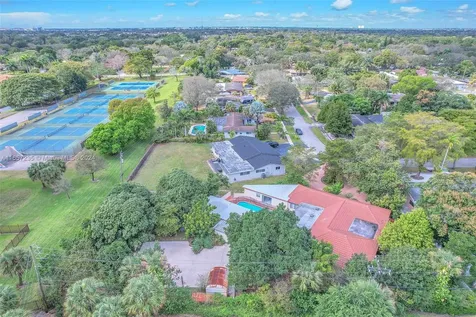 600 Camellia Court Plantation FL 33317