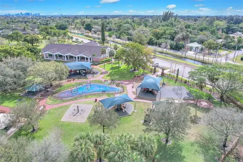 600 Camellia Court Plantation FL 33317
