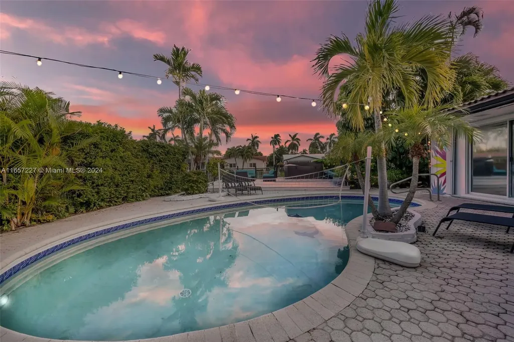 5830 NE 14th Road Fort Lauderdale FL 33334