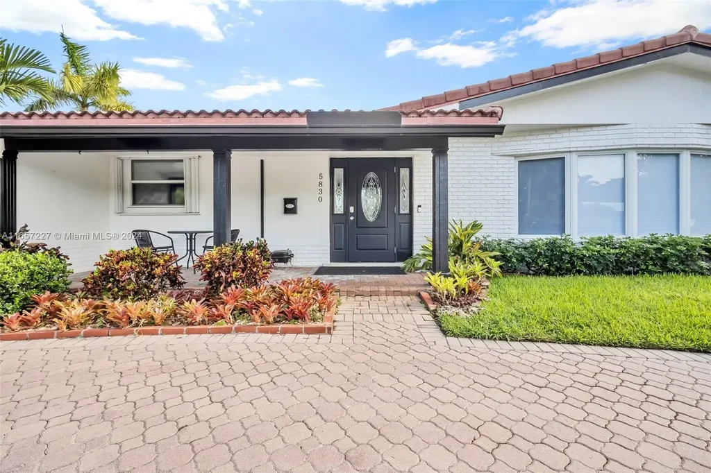 5830 NE 14th Road Fort Lauderdale FL 33334