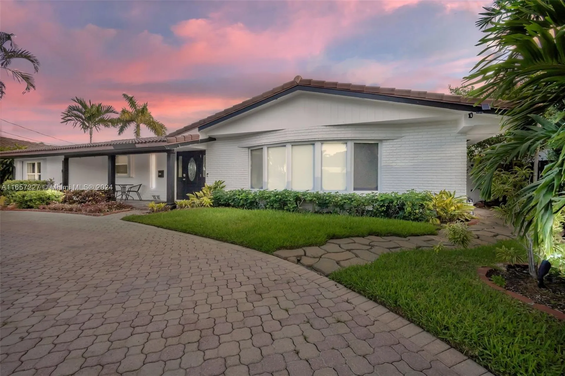 5830 NE 14th Road Fort Lauderdale FL 33334
