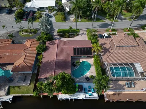 5830 NE 14th Road Fort Lauderdale FL 33334