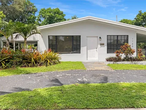 17800 NE 6th Court Miami FL 33162