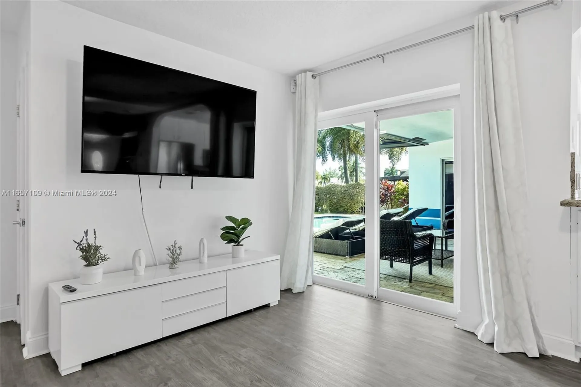 5220 NE 26th Avenue Fort Lauderdale FL 33308