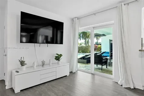 5220 NE 26th Avenue Fort Lauderdale FL 33308