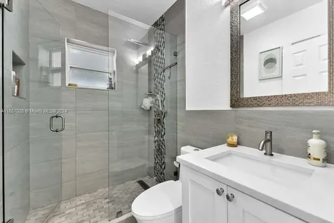 902 E 31st Street Hialeah FL 33013