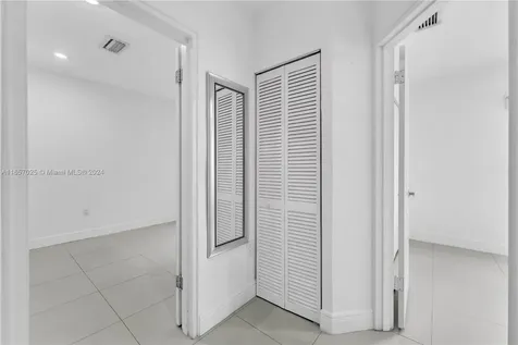902 E 31st Street Hialeah FL 33013