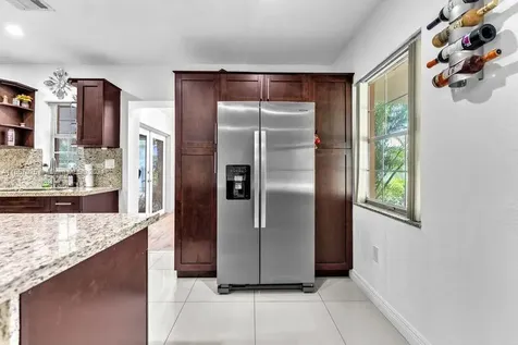 902 E 31st Street Hialeah FL 33013