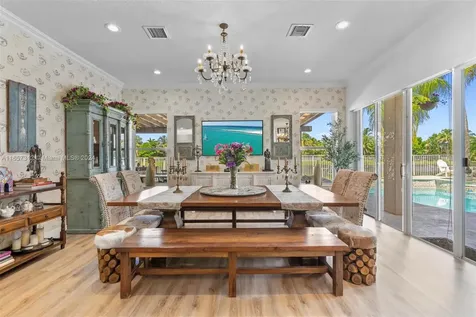 774 Regal Cove Road Weston FL 33327