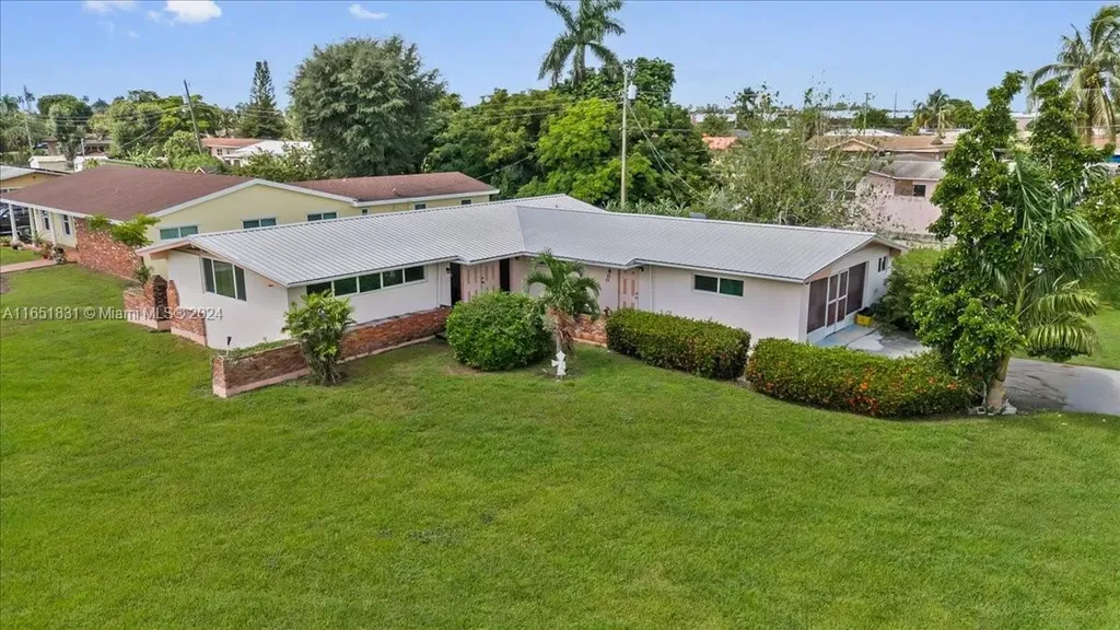 800 SE 3rd Street Belle Glade FL 33430