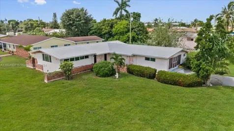 800 SE 3rd Street Belle Glade FL 33430