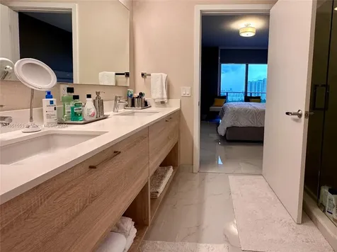 16385 Biscayne Boulevard North Miami Beach FL 33160
