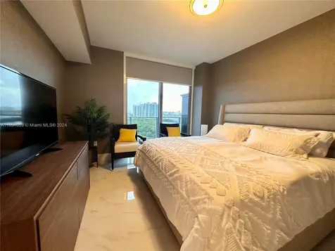 16385 Biscayne Boulevard North Miami Beach FL 33160