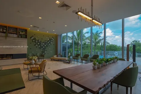 16385 Biscayne Boulevard North Miami Beach FL 33160