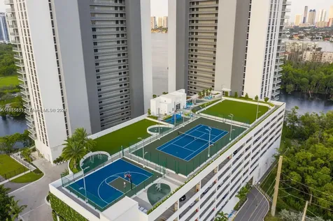 16385 Biscayne Boulevard North Miami Beach FL 33160
