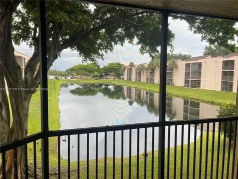 3252 Foxcroft Road Miramar FL 33025