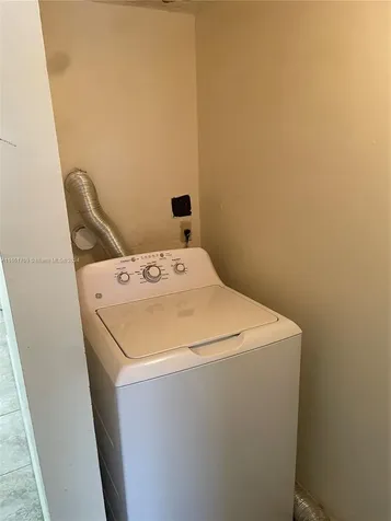 3252 Foxcroft Road Miramar FL 33025