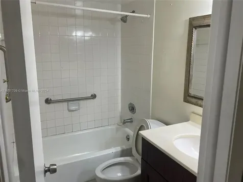 3252 Foxcroft Road Miramar FL 33025